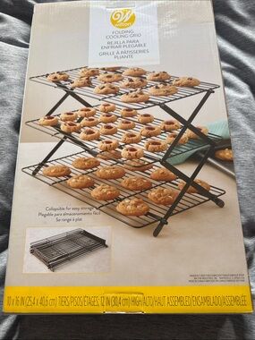 Wilton Black 3-Tier Folding Cooling Grid